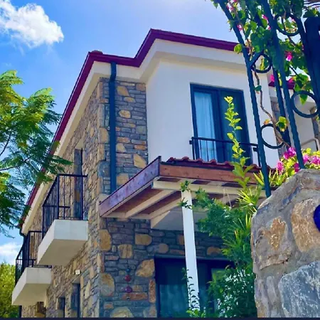 Carian Trail Evdatca - Kargi Bay, Close To Апартаменты